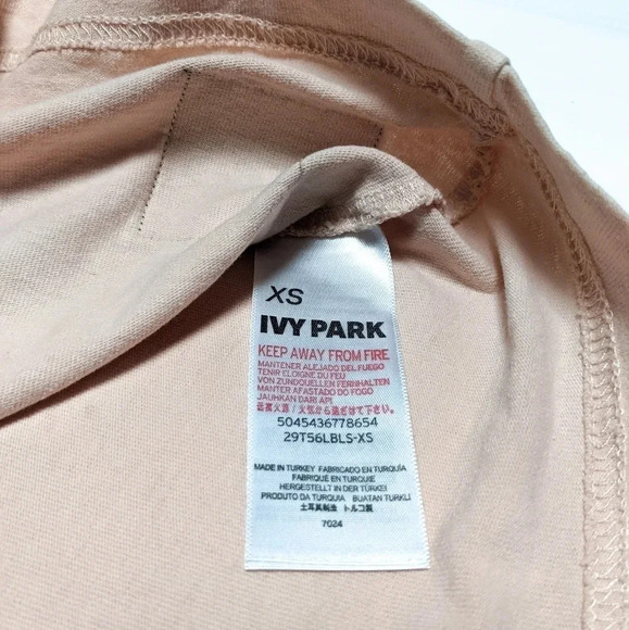 Ivy Park T-Shirt XS - Picture 7 of 7